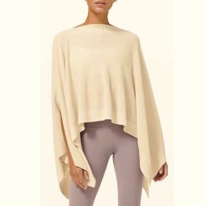 lululemon Forward Flow Poncho